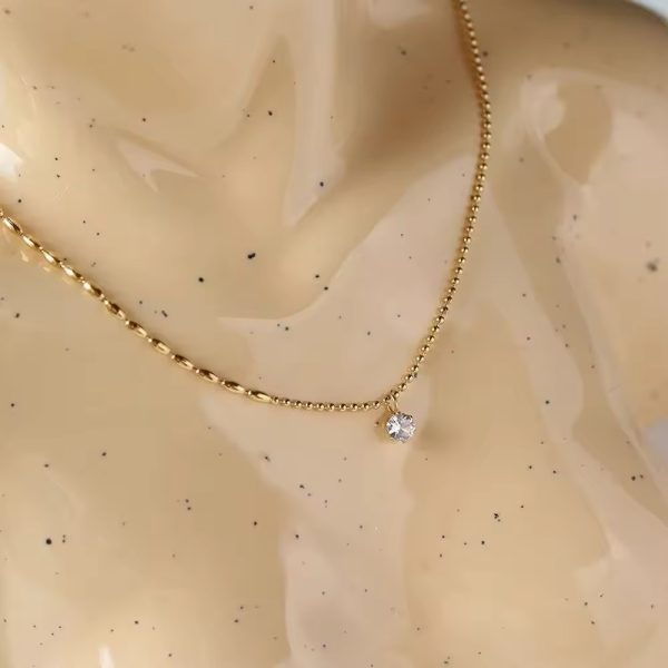 Vega Necklace